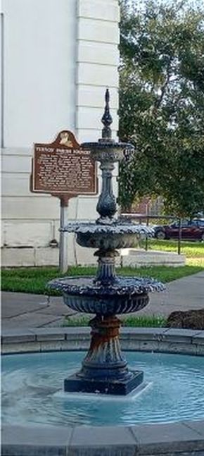 Courthouse Fountain Today