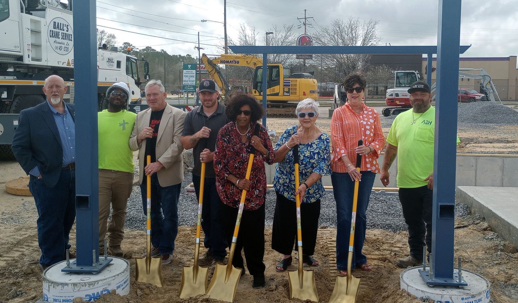 Ceremonial Groundbreaking by representatives from the City of Leesville & 7 Brew Coffee 